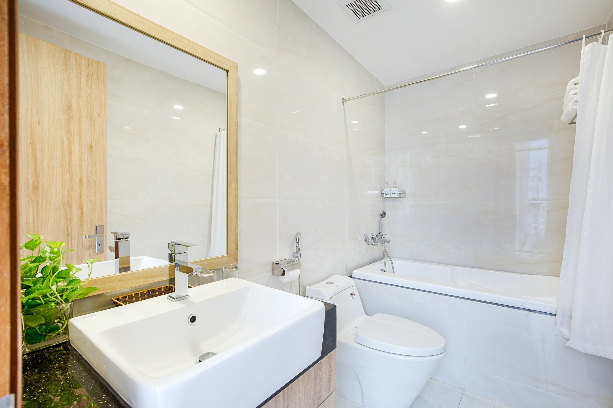 Continent Hotel Ντα Νανγκ Εξωτερικό φωτογραφία